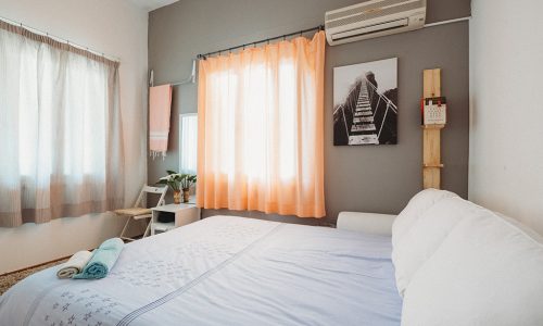 Νοικιάζετε την κατοικία σας μέσω Airbnb; 2 πράγματα που πρέπει να προσέξετε!